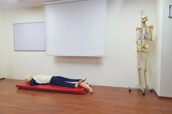 Türk Kızılayı İzmir Şubesi - Resim 1