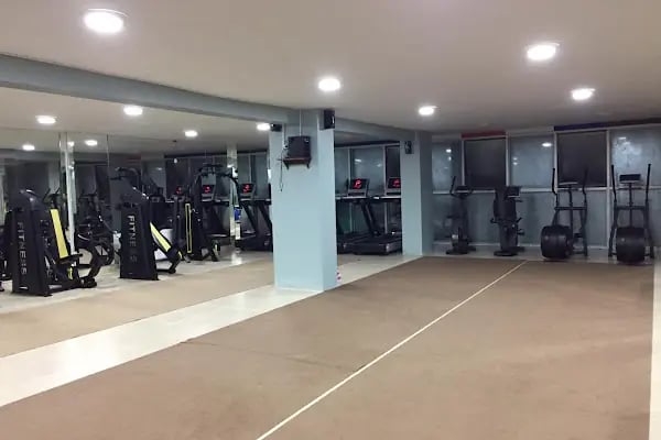 BEŞİROĞLU BAYAN SPOR SALONU - Resim 7