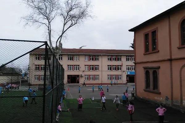 Akçaabat Merkez İlkokulu - Resim 10