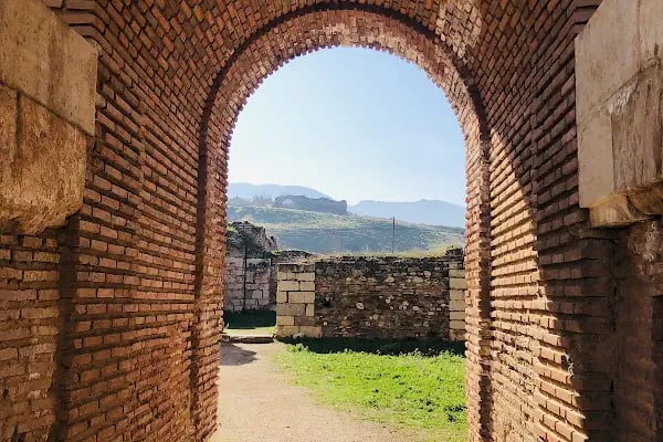 Sardes Antik Kenti - Manisa - Resim 14