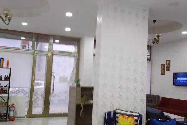 SALON RİNA KUAFOR AYŞE OK SAÇ VE TÜRBAN TASARIM (KAPAKLI ESKİ BELEDİYE MEYDANI ) AYŞE OK - Resim 6