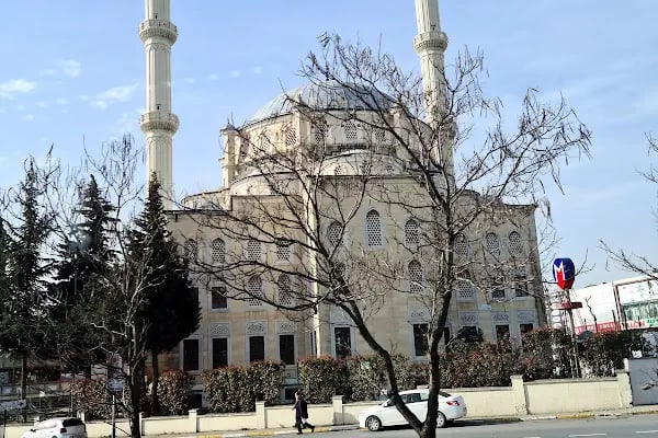 İstoç Cami - Resim 3