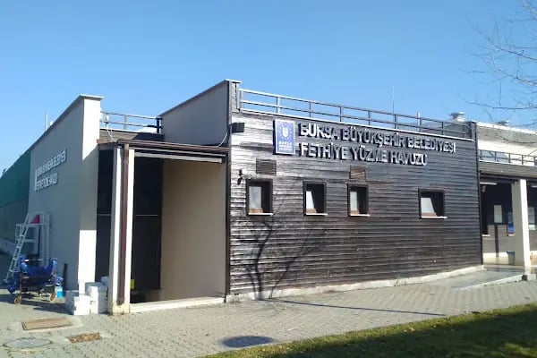 Bursa Büyükşehir Belediyesi Gençlik ve spor Hizmetleri Dairesi Başkanlığı Fethiye Yüzme Havuzu - Resim 5