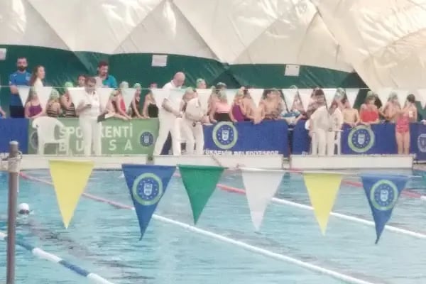 Bursa Büyükşehir Belediyesi Gençlik ve spor Hizmetleri Dairesi Başkanlığı Fethiye Yüzme Havuzu - Resim 18