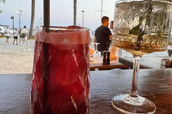 Side House Bar - Resim 11