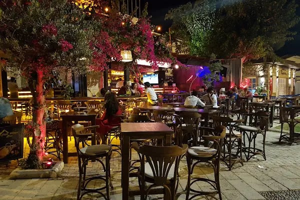 Side House Bar - Resim 1