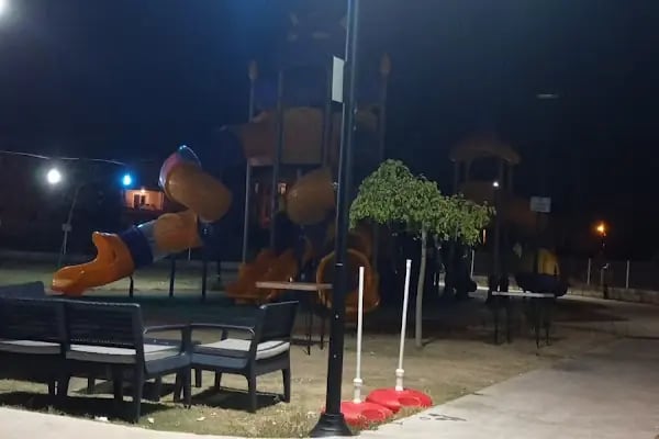 Eren Park Cafe - Resim 18