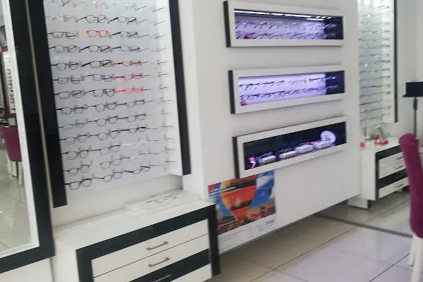 Çağdaş Optik - Resim 13