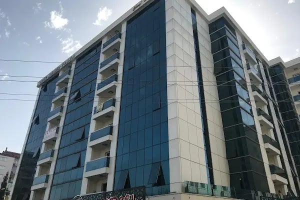 Op.Dr. Muharrem Akgüner Estetik ve Plastik Cerrahi Uzmanı - Resim 3