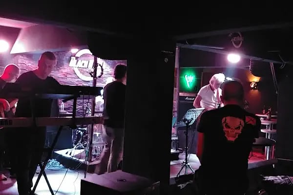 Black Pub - Resim 17