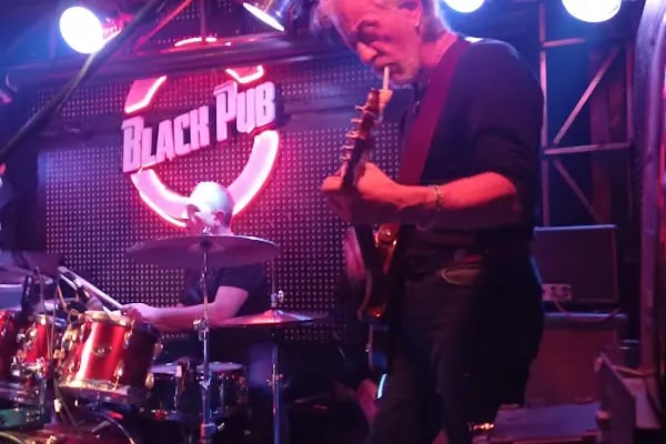 Black Pub - Resim 20