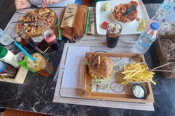 Turtles Pizza Ristorante - Resim 17