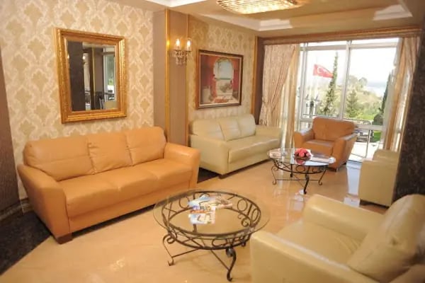 Golden Lake Hotel - Resim 9