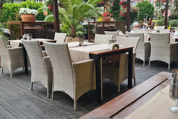 Villa Okan Restaurant - Resim 6