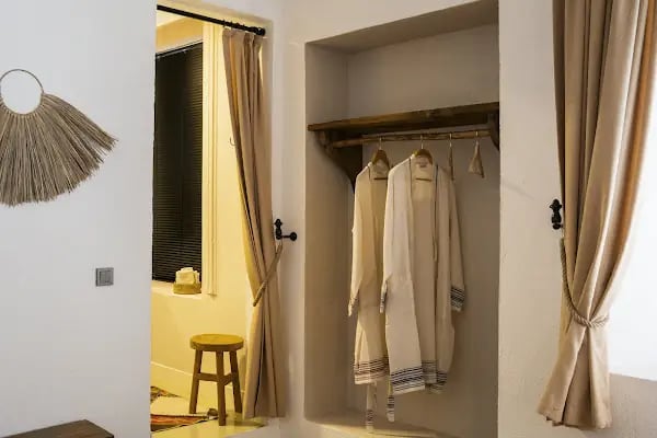 Notarius HOTEL- Teschill BAR - Resim 4
