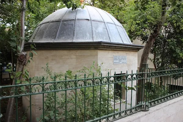 Bedreddin Mahmud Pars Bey Türbesi - Resim 4