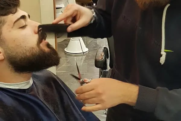 Salon Gökhan Erkek Kuaförü - Resim 4
