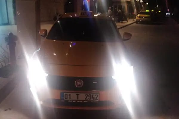 Taksi (7/24 transit taksi)#adana01 #taksi #adanataksi #çukurova #havaalanı# #belediyeevleri #yüzüncüyıl #huzurevleri - Resim 2