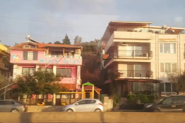Aliağa Minik Eller Anaokulu - Resim 2