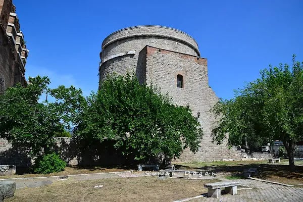 Kurtuluş Camii - Resim 3
