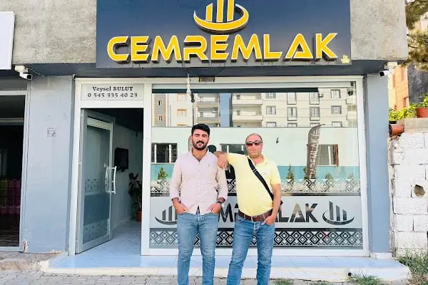 Cemre Emlak - Resim 1