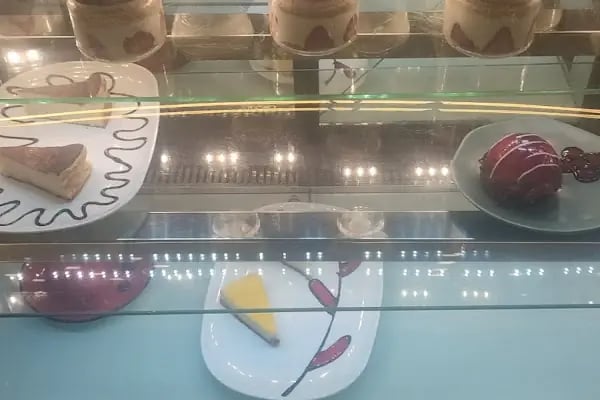 Royal Cafe &amp; Van Kahvaltısı &amp; Közde Kahve - Resim 18