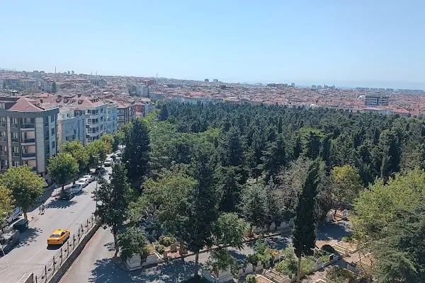 Güneşli Mezarlığı - Resim 1