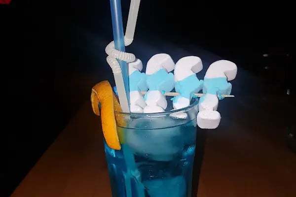 Filika Kokteyl Bar - Resim 6