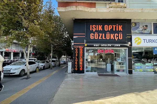 Işik Optik Gözlükçü - Resim 3
