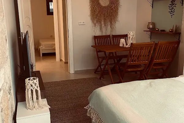 KARANFİL ROOMS -Foca Elies - Resim 2