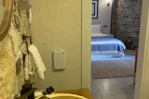 KARANFİL ROOMS -Foca Elies - Resim 6