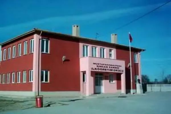Sincansarnıç İlkokulu Ve Ortaokulu - Resim 1