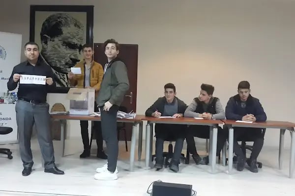 Türk tekstil vakfı mesleki ve teknik Anadolu lisesi - Resim 11