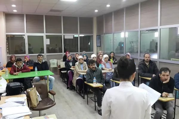 Türk tekstil vakfı mesleki ve teknik Anadolu lisesi - Resim 15