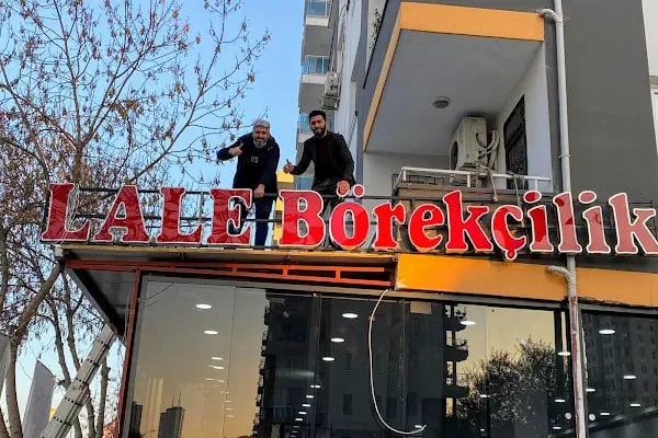LALE BÖREKÇİLİK | HUZUREVLERİ | BELEDİYE EVLERİ | TÜRKMENBAŞI | Şubesi - Resim 14