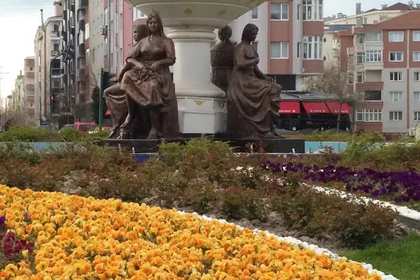 Çorlu Belediyesi Kitap Kafe - Resim 18
