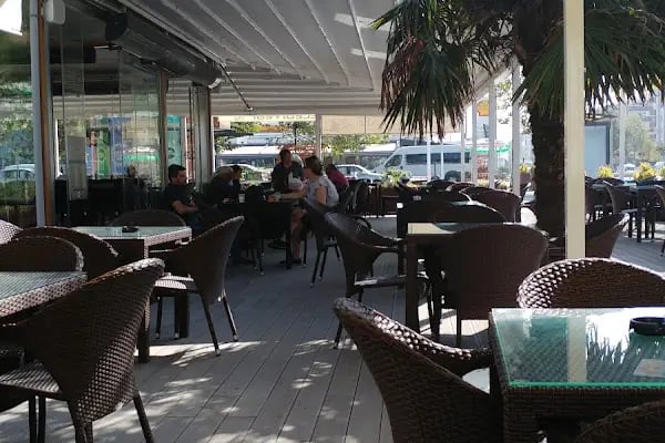 Çorlu Belediyesi Kitap Kafe - Resim 2