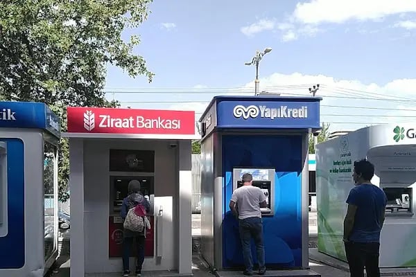 Yapı Kredi Bankası ATM - Karataybey Plaza - Resim 4