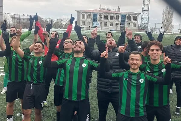 Bala İlçe Stadyum - Resim 7