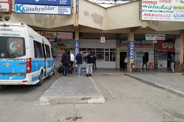Salihli Otobüs Terminali - Resim 3
