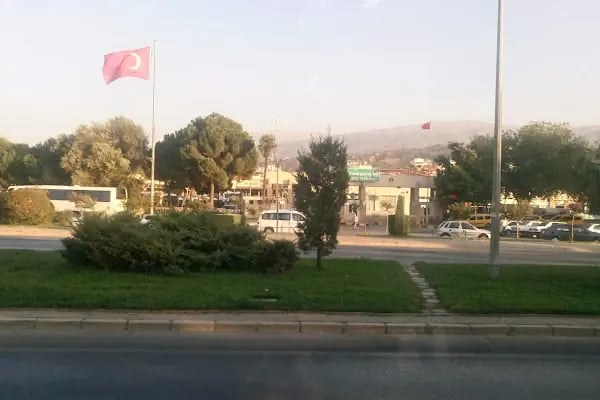 Salihli Otobüs Terminali - Resim 7