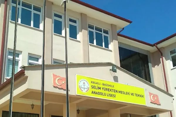 Selim Yürekten Mesleki ve Teknik Anadolu Lisesi - Resim 11