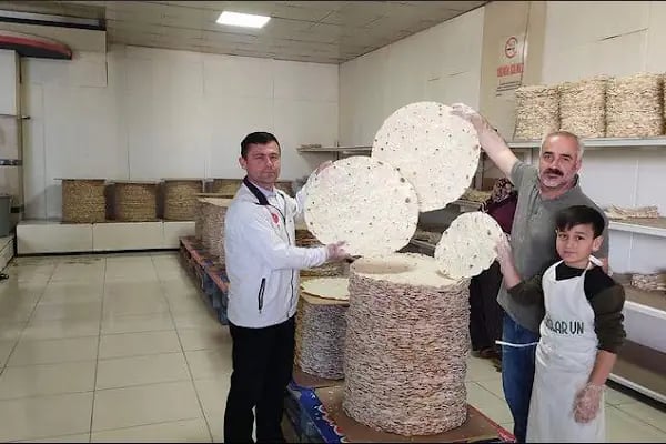 Cano Tandır Ekmek Fabrikası - Resim 12