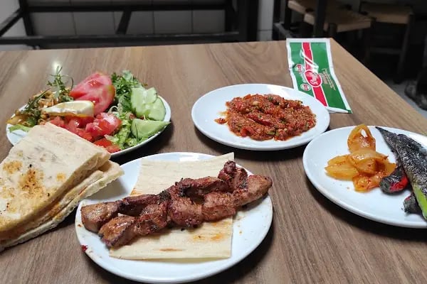 By Kasap Burger &amp; Cafe Diclekent - Resim 17