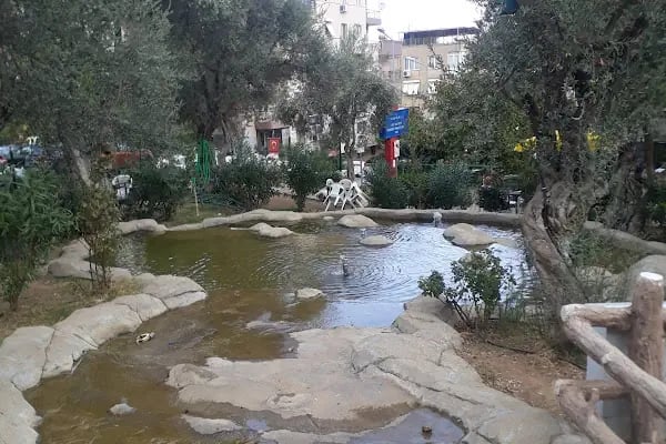 Havuzlu Park 2 Cafe - Resim 16