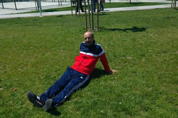 Yunus Emre Spor Kompleksi - Resim 11