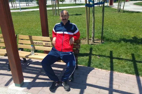 Yunus Emre Spor Kompleksi - Resim 6