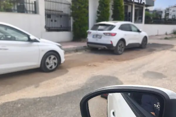 Green Motion Car Rental Antalya Airport - Resim 6