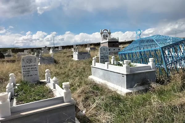 Büyük durduran köyü mezarlığı - Resim 18