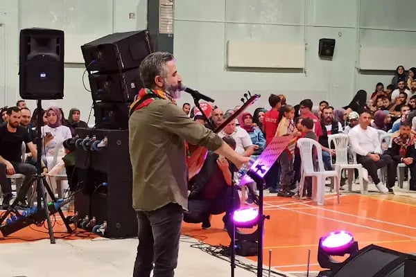 Zekai Bal Kapalı Spor Salonu - Resim 12